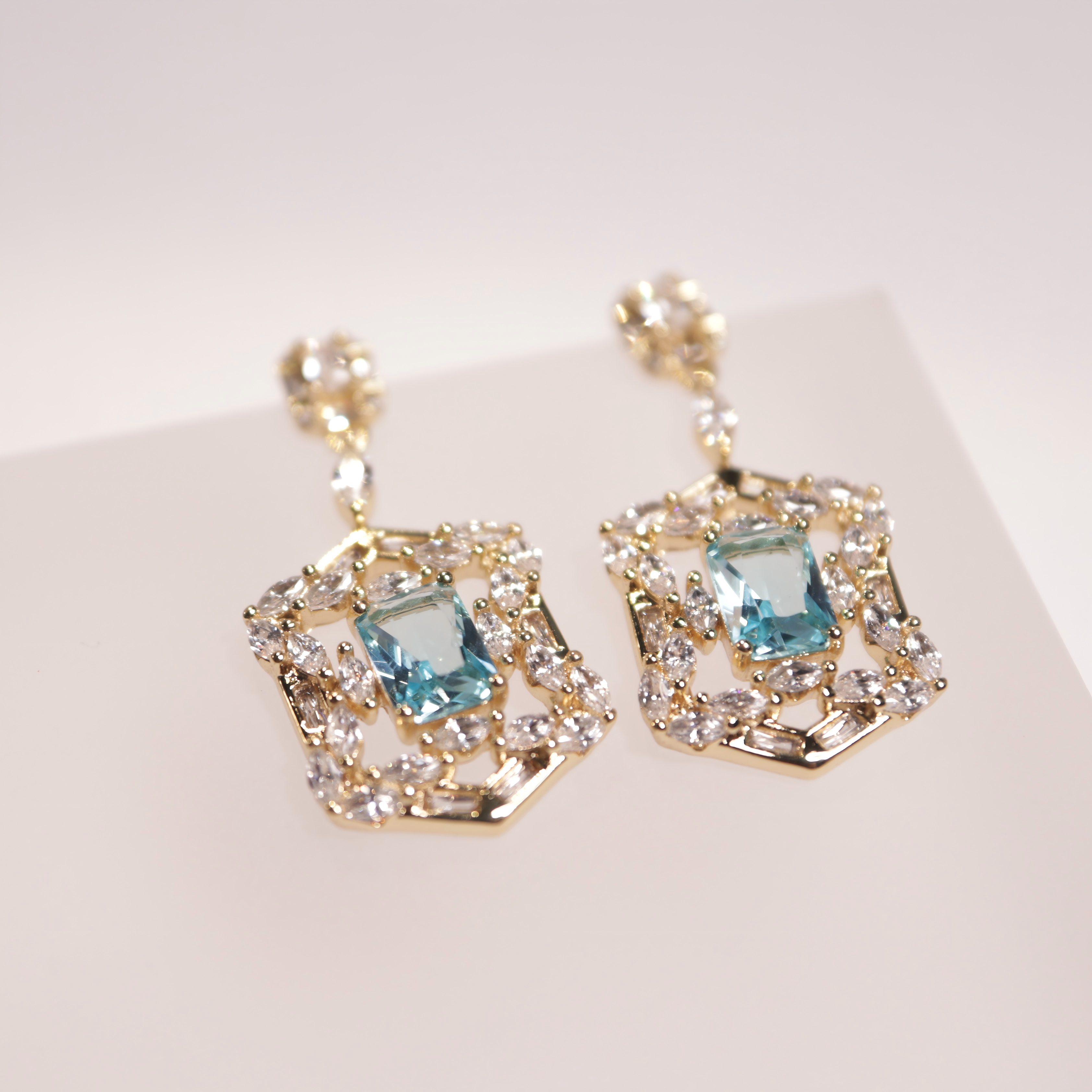 Ethereal Prism | Crafted light, eternal shine.