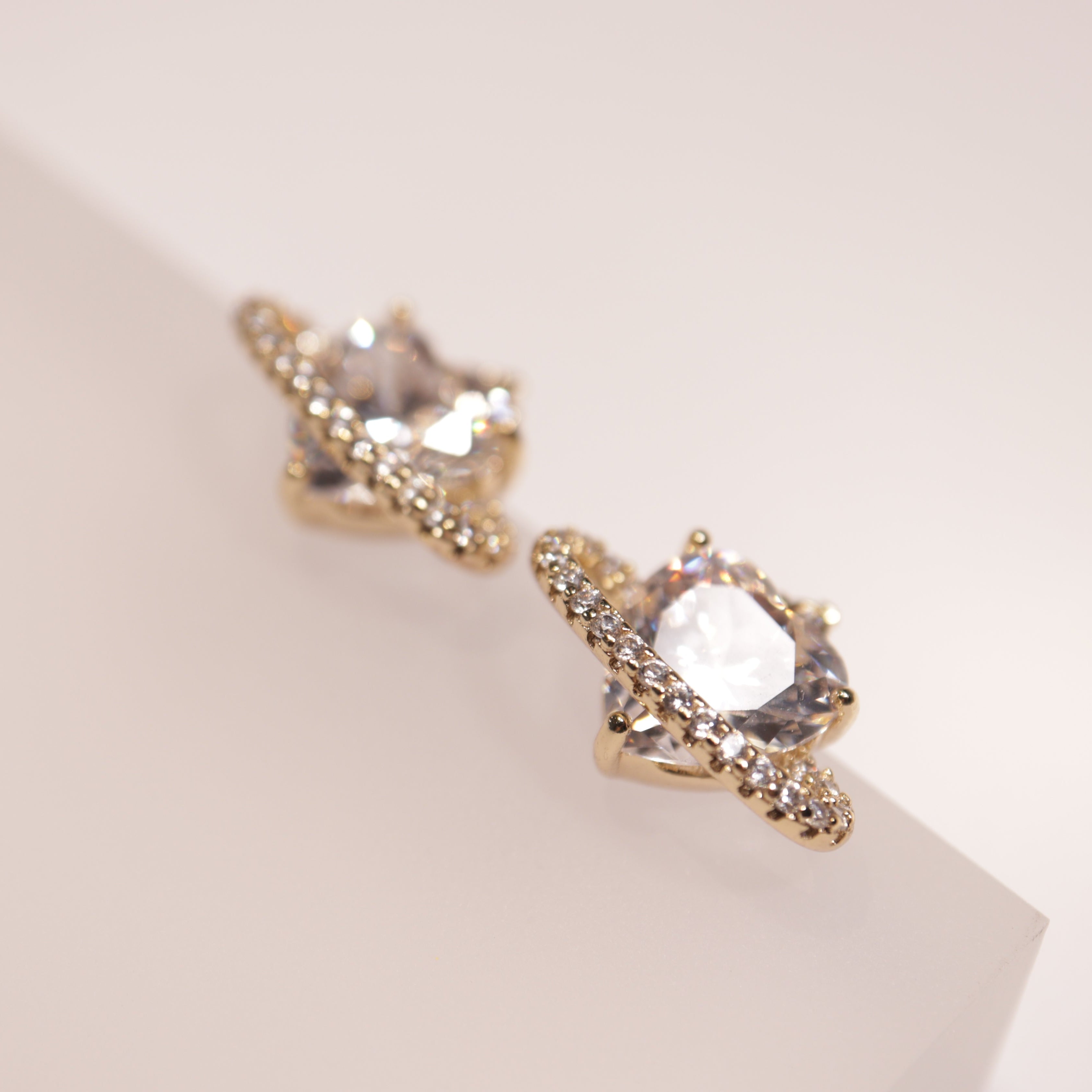 Orbit of Heart | A universe of light, crafted to last