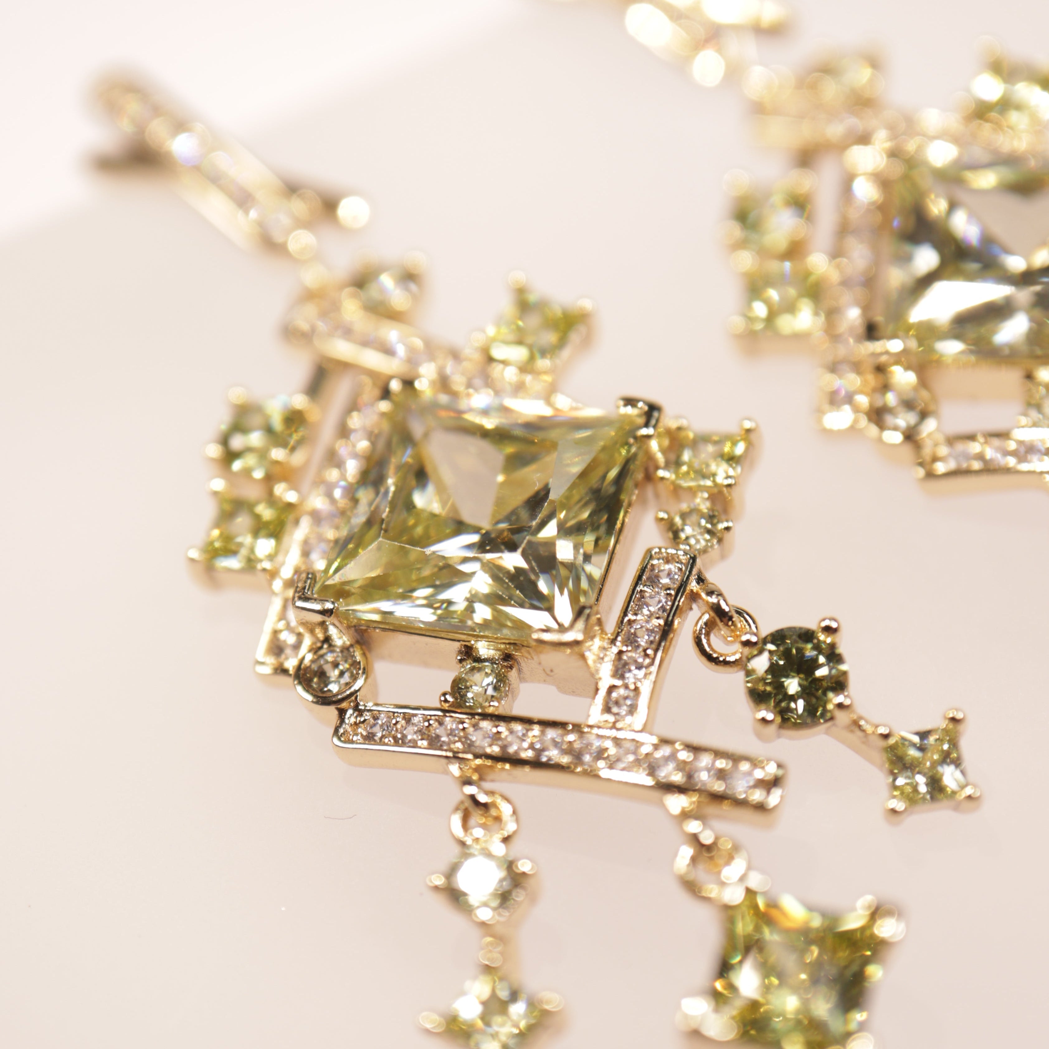 Stellar Geometry | light follows design