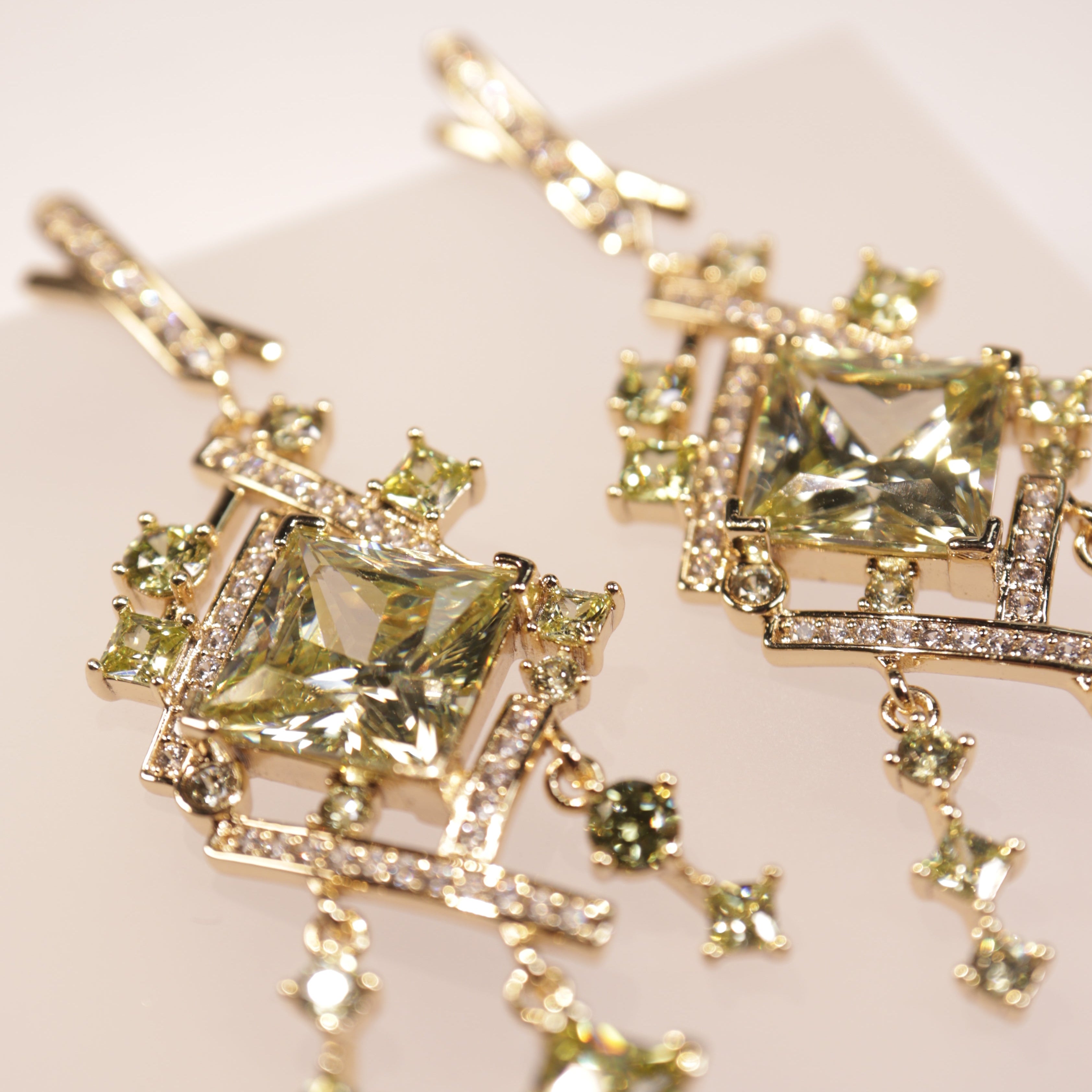 Stellar Geometry | light follows design