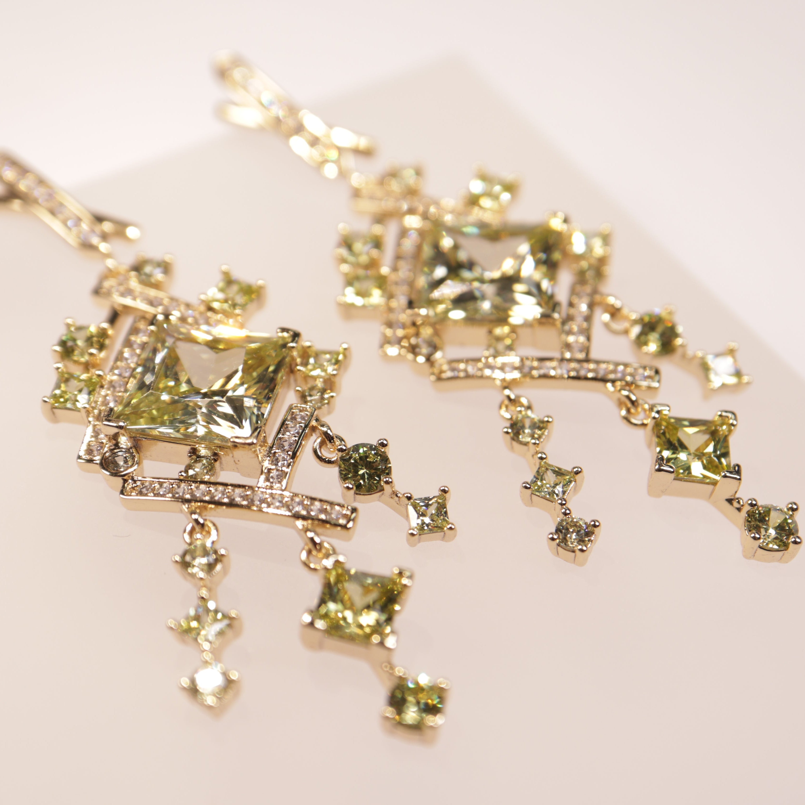 Stellar Geometry | light follows design