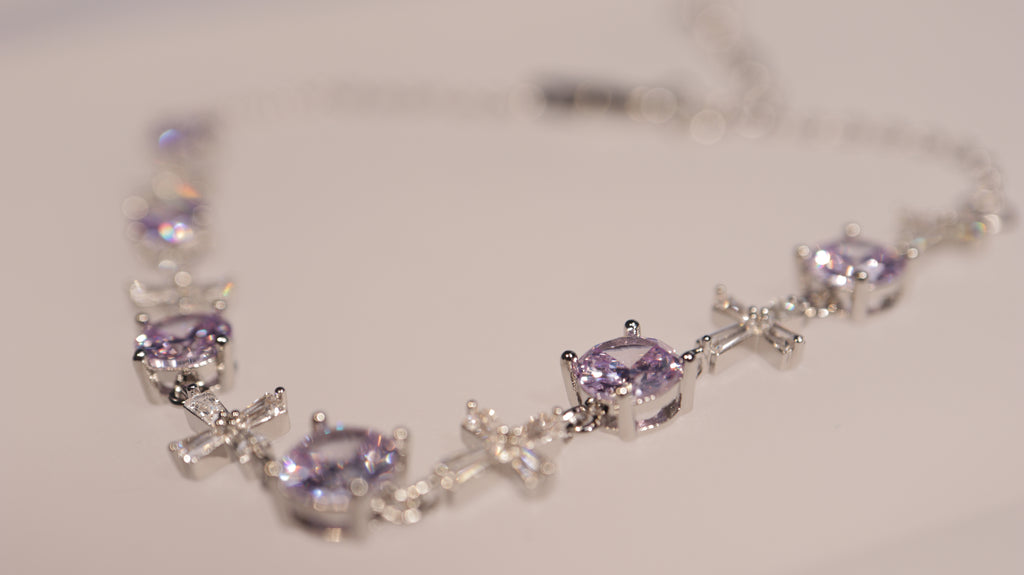 Serene Bloom Bracelet | Lab-grown crystal with a brilliant, refined sparkle.