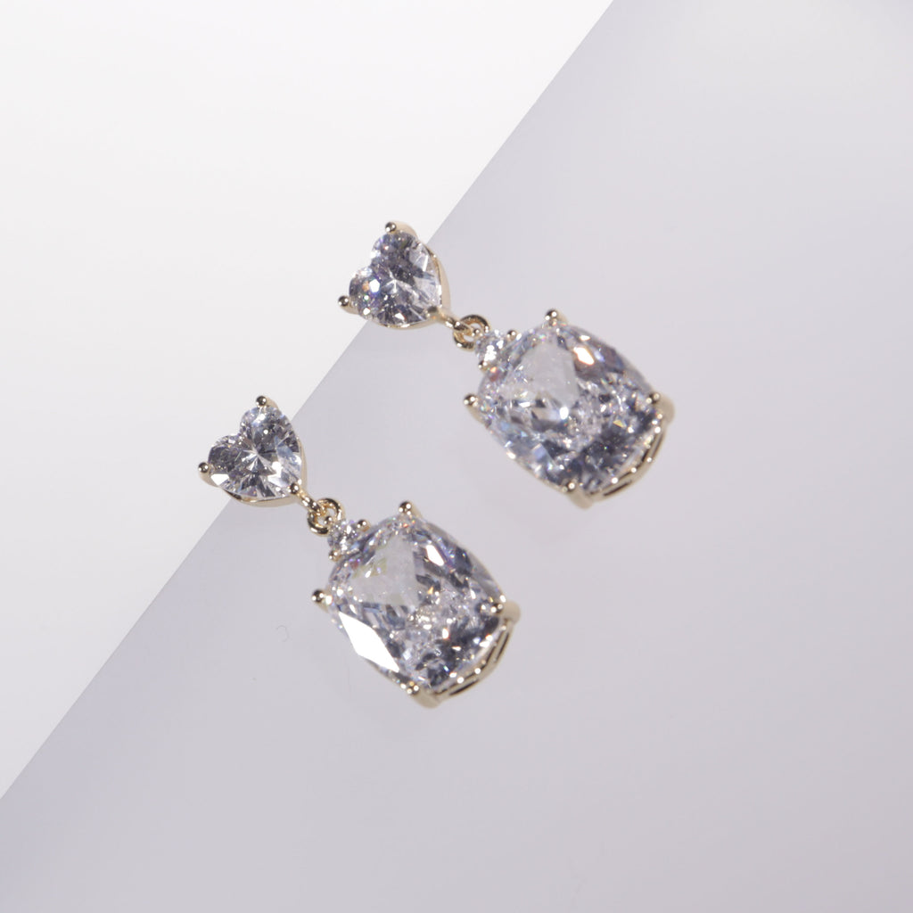 Echo Hearts | where romance meets brilliance