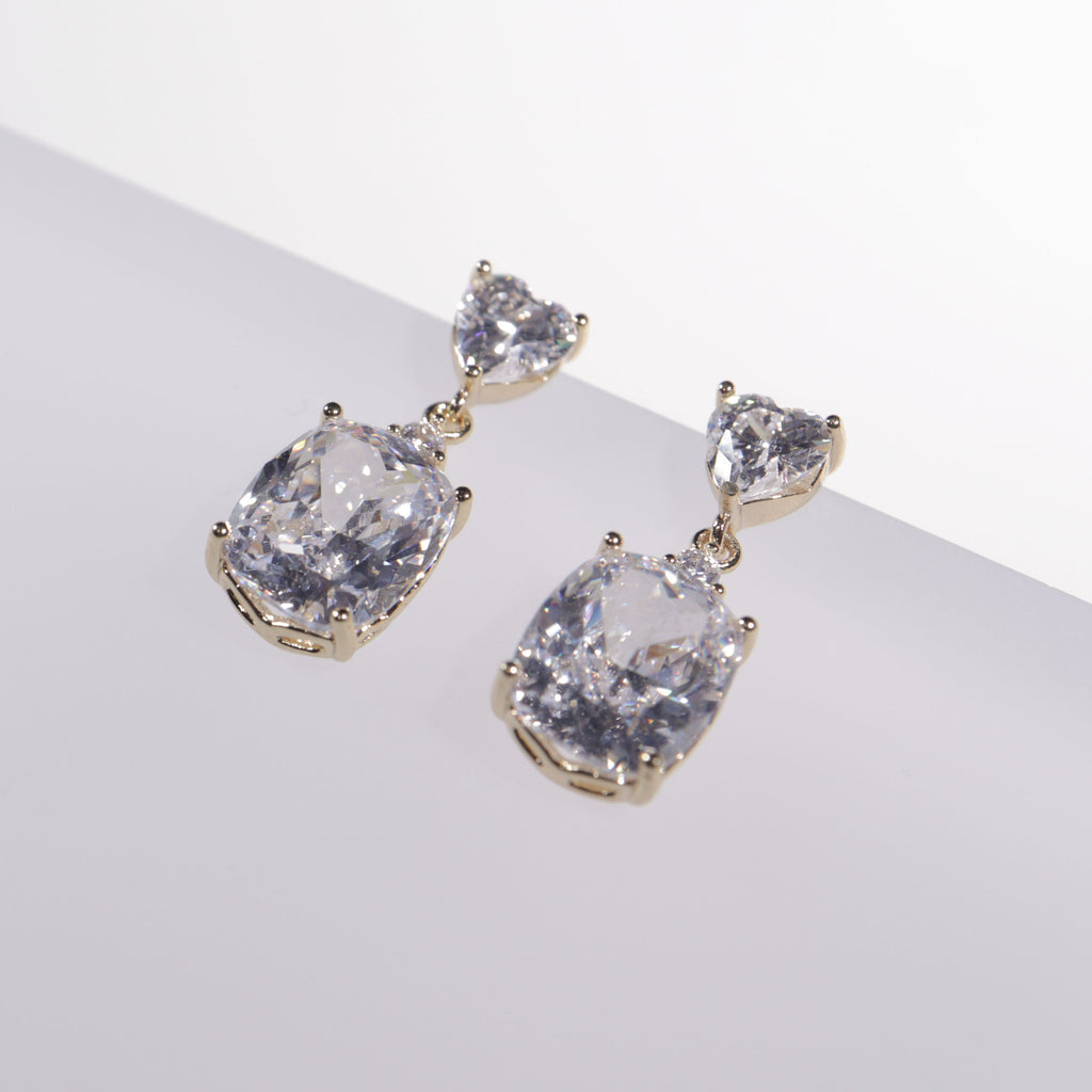 Echo Hearts | where romance meets brilliance